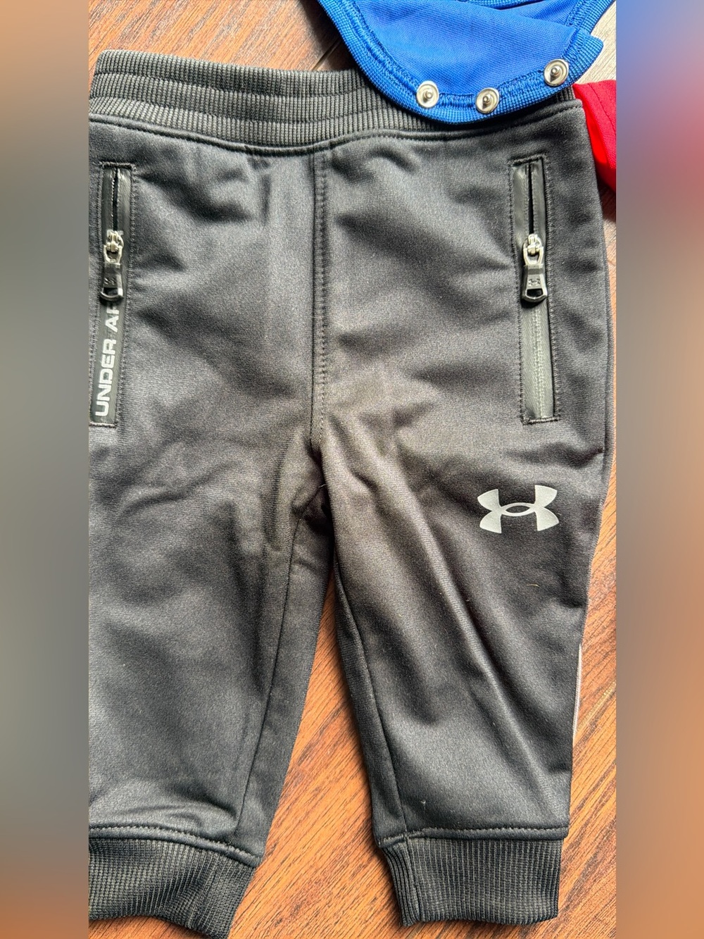 Under Armour Kids Black Athletic Joggers with Zipper Pockets